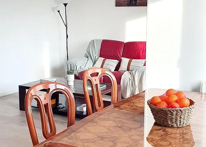 Logement Au Bord De La Seine, Proche De Paris